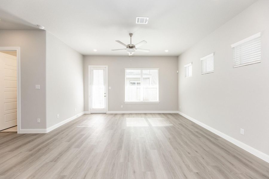 Spacious, unfurnished interior of a new home in Dunvale Village - Patio Home Collection, Houston (Image 28). Spacious, unfurnished interior of a new home in Dunvale Village - Patio Home Collection, Houston (Image 28).