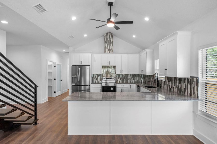Furnished interior view inside a new home in , Granite Shoals (Image 5).