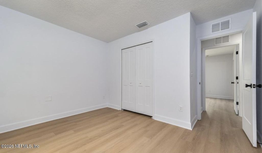 Spacious, unfurnished interior of a new home in , Keystone Heights (Image 12).