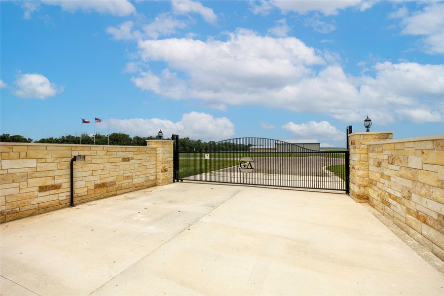 Restricted access in this beautiful gated community Restricted access in this beautiful gated community