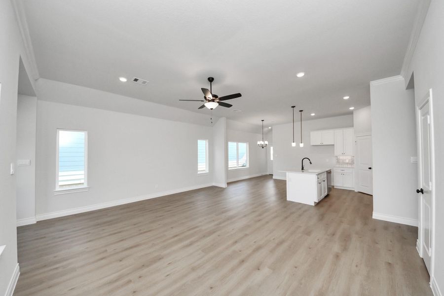 Spacious, unfurnished interior of a new home in Lexington Heights, Willis (Image 19). Spacious, unfurnished interior of a new home in Lexington Heights, Willis (Image 19).