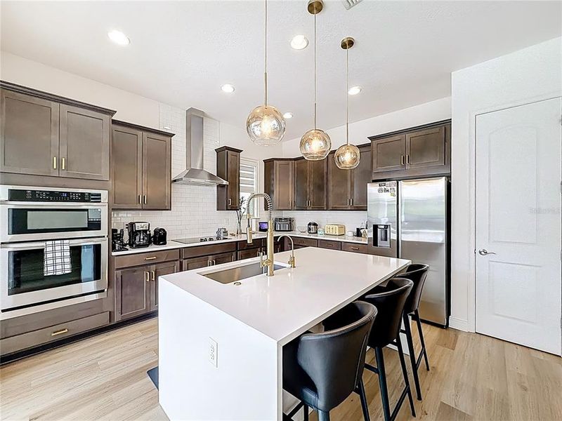 Furnished interior view inside a new home in , Orlando (Image 44).