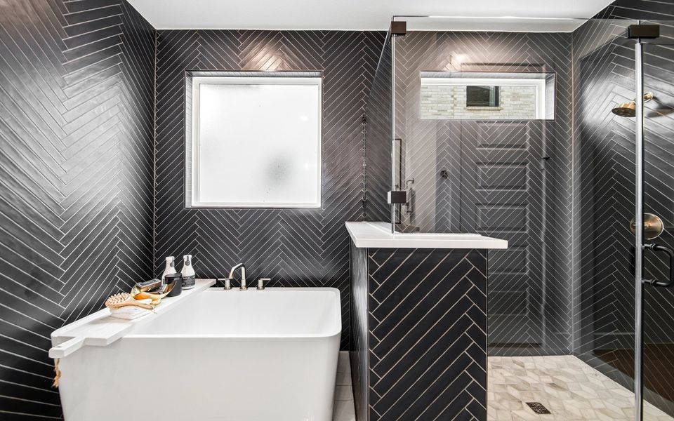 Furnished interior view inside a new home in Midline, Webster (Image 10).