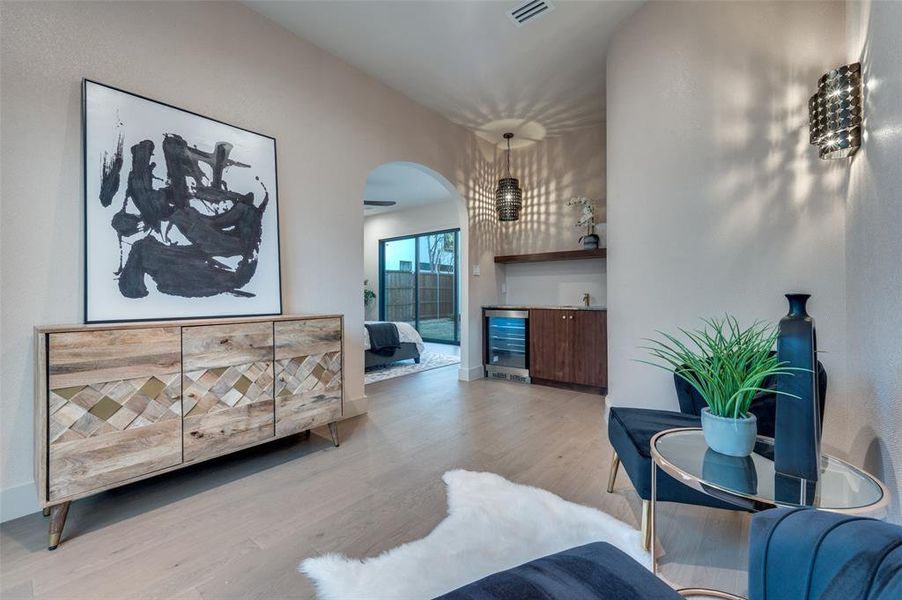 Furnished interior view inside a new home in , Dallas (Image 10). Furnished interior view inside a new home in , Dallas (Image 10).