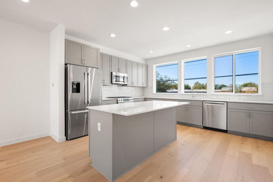 Images are for illustrative purposes only. Photos reflect a similar floor plan and are intended to convey the overall look and feel of the interiors.