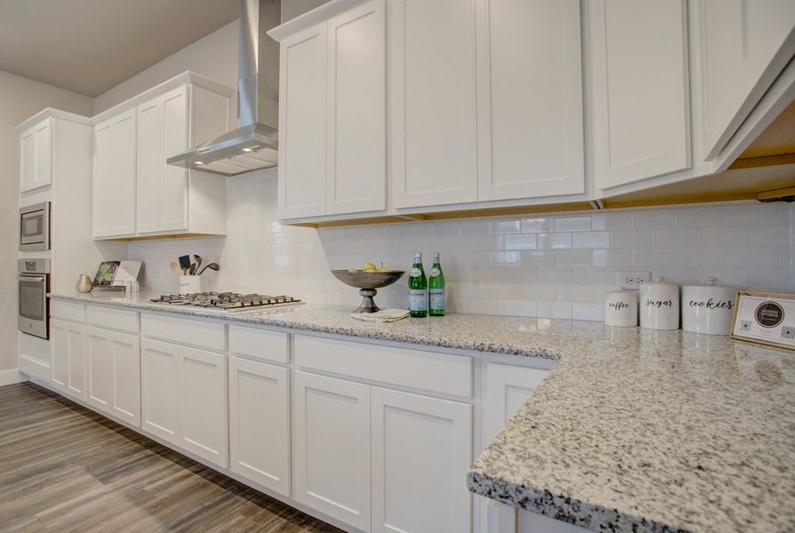 The Ivyglen - Kitchen