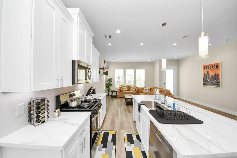 Furnished interior view inside a new home in , Houston (Image 35). Furnished interior view inside a new home in , Houston (Image 35).