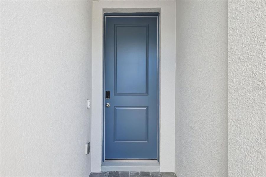 Exterior details and patio area of a home in Bradford Park, Ormond Beach (Image 20).