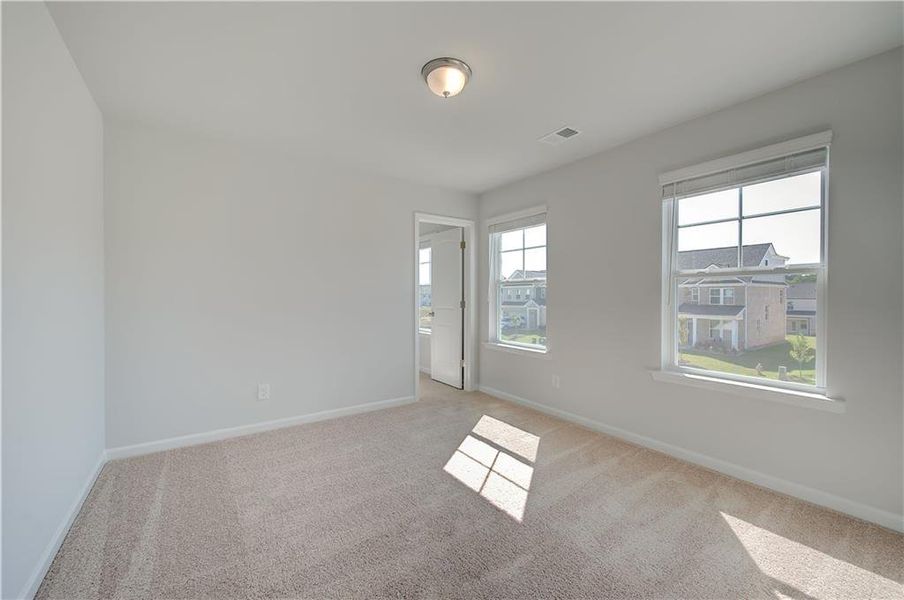 Spacious, unfurnished interior of a new home in Bowers Farm, McDonough (Image 29).
