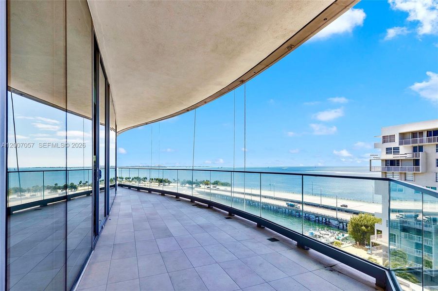 Condo located in Miami, FL showcasing its design and architecture (Image 10).