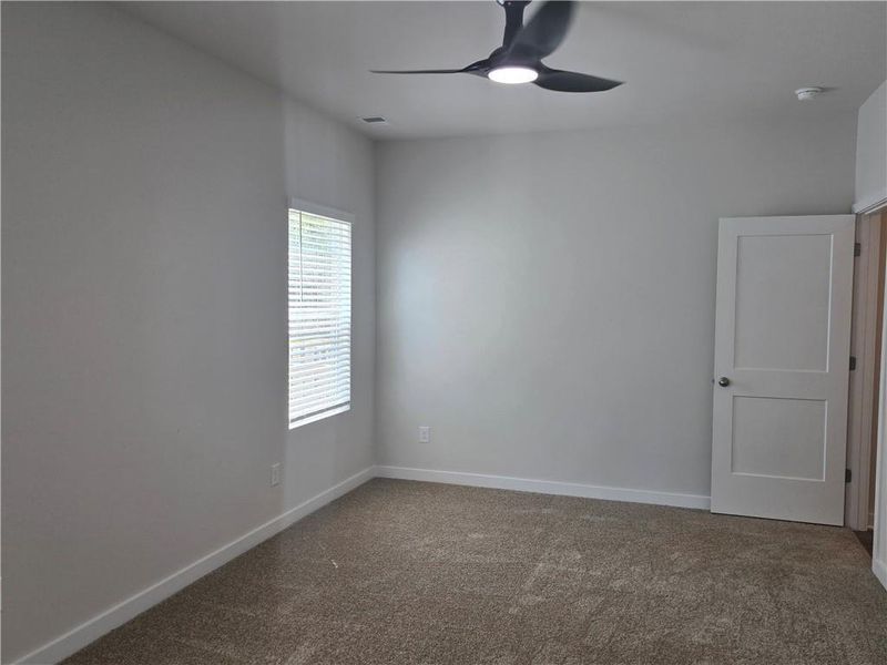 Spacious, unfurnished interior of a new home in Southern Hills, McDonough (Image 18).