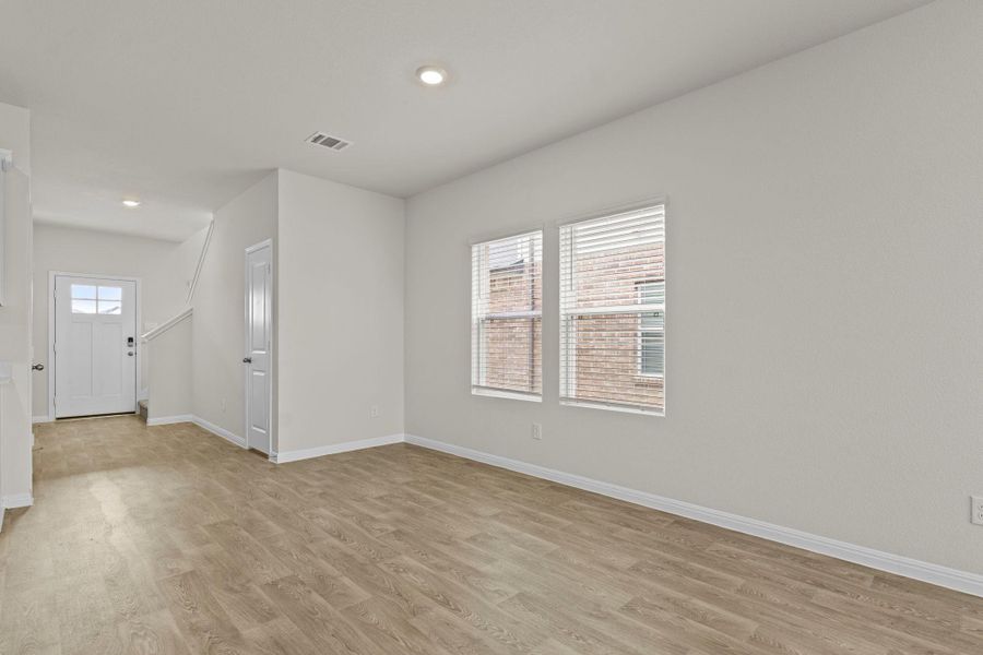 Spacious, unfurnished interior of a new home in Whisper South, San Marcos (Image 17).