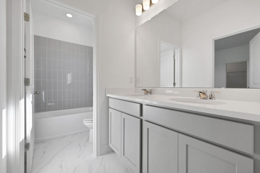 3,038sf New Home in Apopka, FL.  - Slide 9