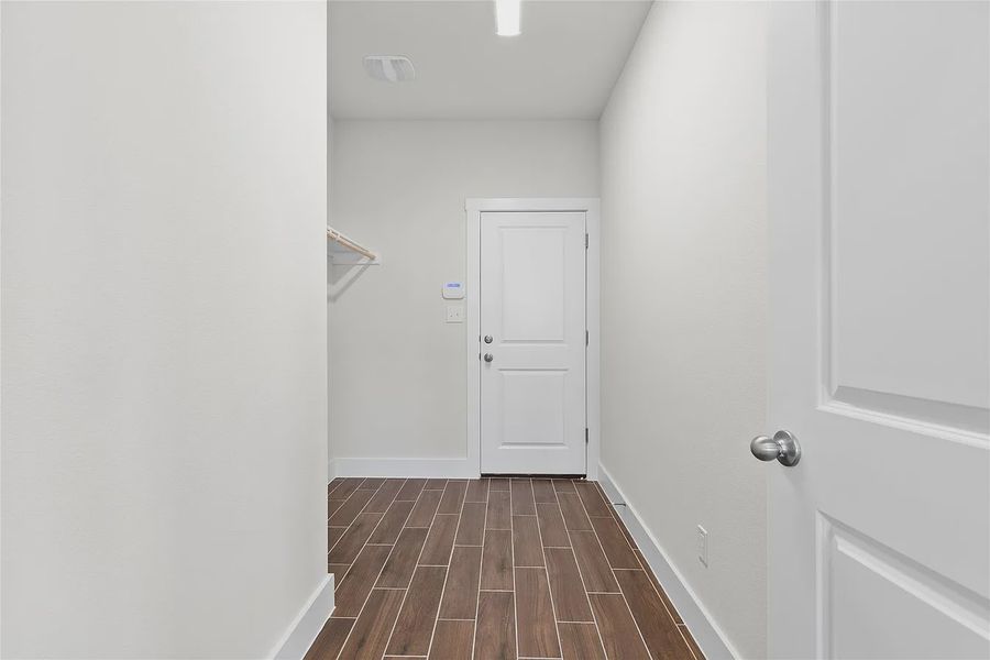 Spacious, unfurnished interior of a new home in The Grove at Blackhawk, Pflugerville (Image 33).
