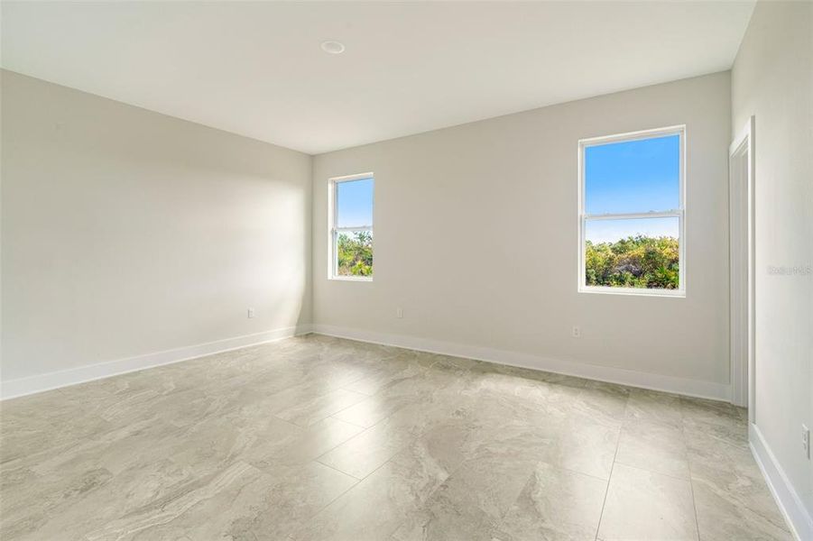 Spacious, unfurnished interior of a new home in , Rotonda West (Image 50).