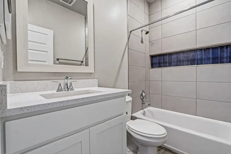 Furnished interior view inside a new home in Paseo del Este, El Paso (Image 32). Furnished interior view inside a new home in Paseo del Este, El Paso (Image 32).