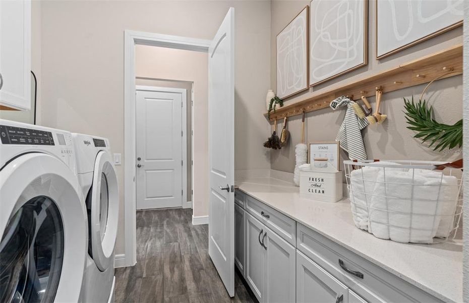 Furnished interior view inside a new home in Del Webb Oasis, Winter Garden (Image 13).