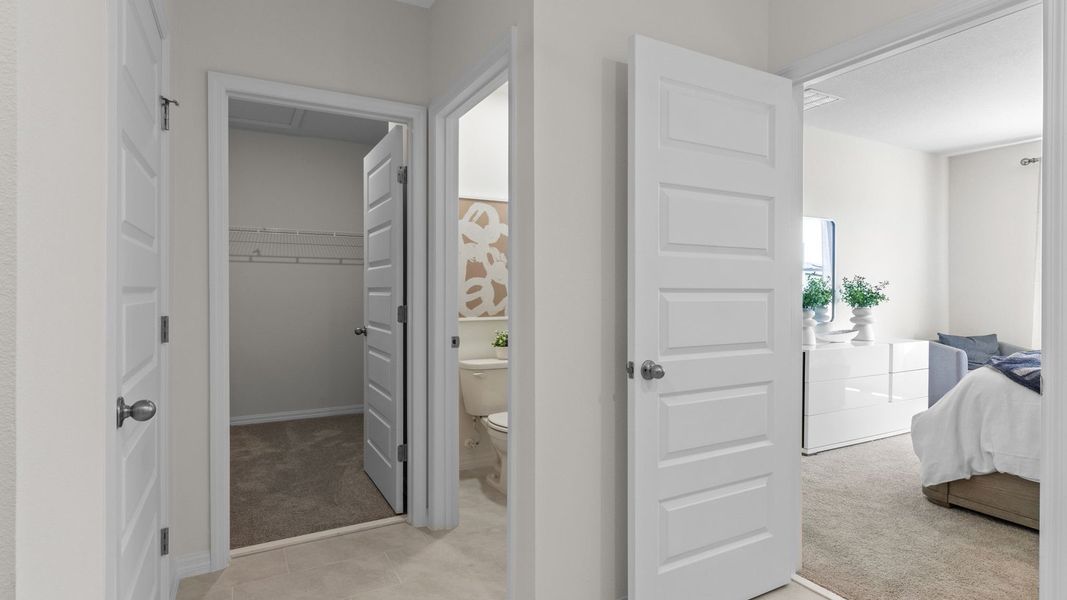 Furnished interior view inside a new home in Sun N Lake, Sebring (Image 32). Furnished interior view inside a new home in Sun N Lake, Sebring (Image 32).