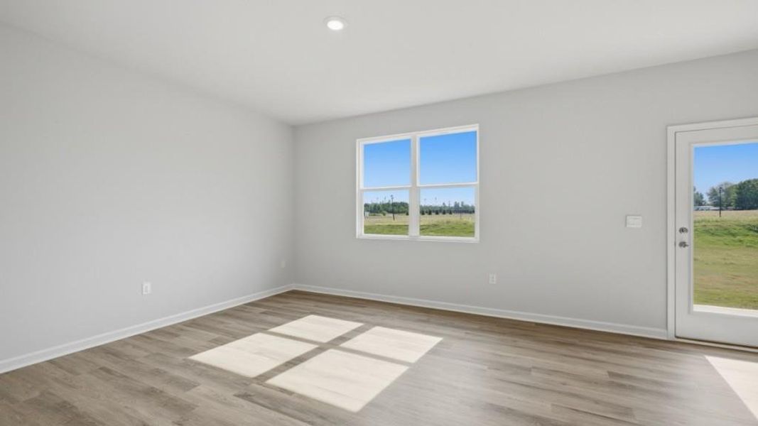 Spacious, unfurnished interior of a new home in Northberry, Rome (Image 18).