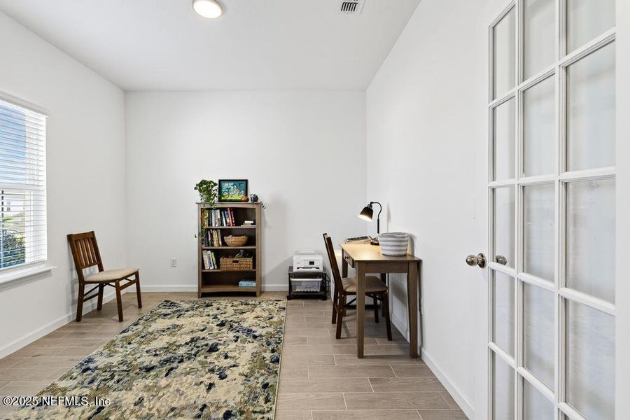 Furnished interior view inside a new home in , Yulee (Image 25).