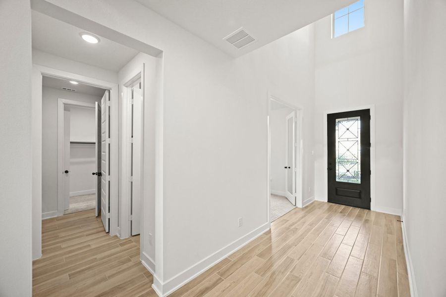 Spacious, unfurnished interior of a new home in Woodforest – 60', Montgomery (Image 33). Spacious, unfurnished interior of a new home in Woodforest – 60', Montgomery (Image 33).
