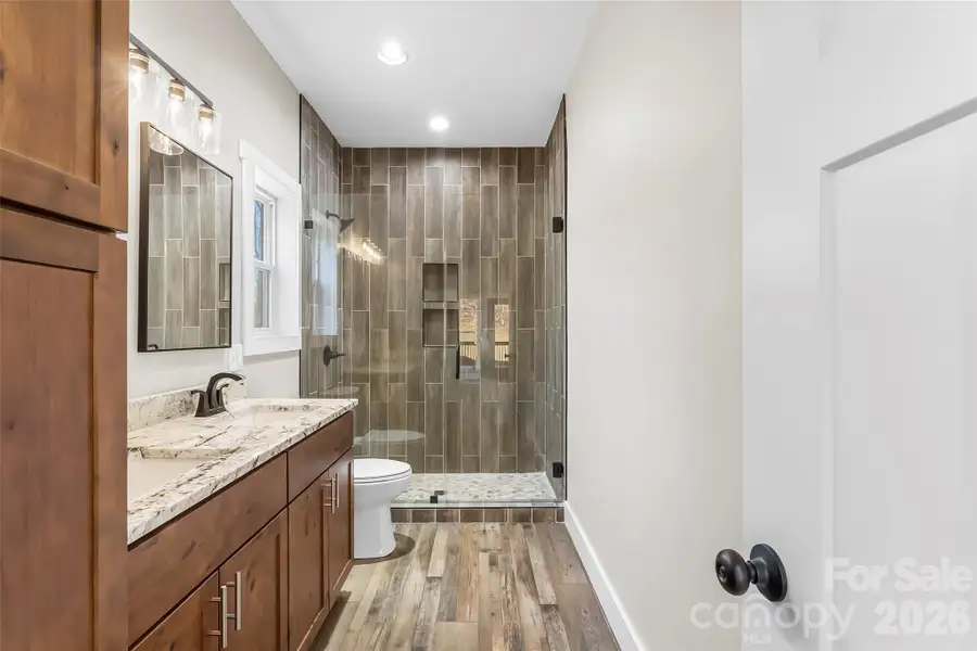Furnished interior view inside a new home in , Marion (Image 7).