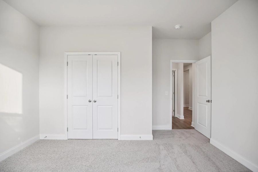 Spacious, unfurnished interior of a new home in Willow Landing, Mount Juliet (Image 43).