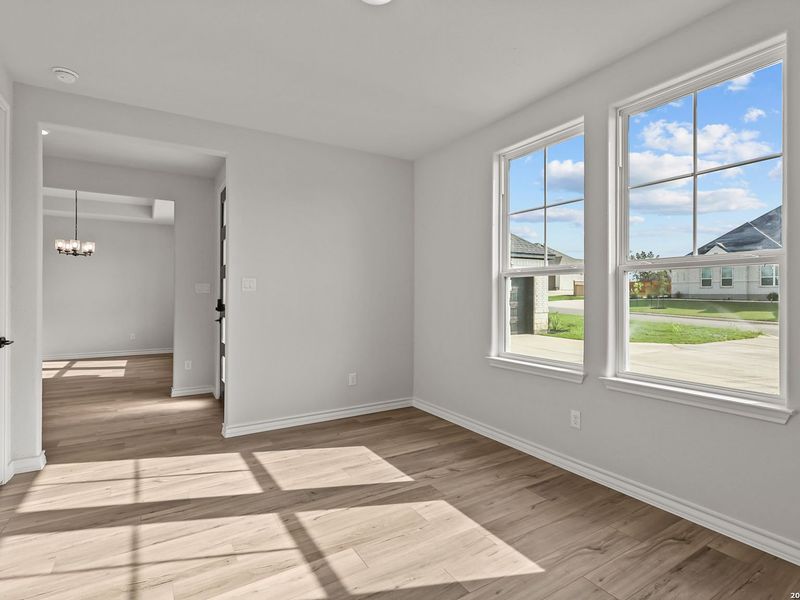 Spacious, unfurnished interior of a new home in Potranco Oaks, Castroville (Image 33).