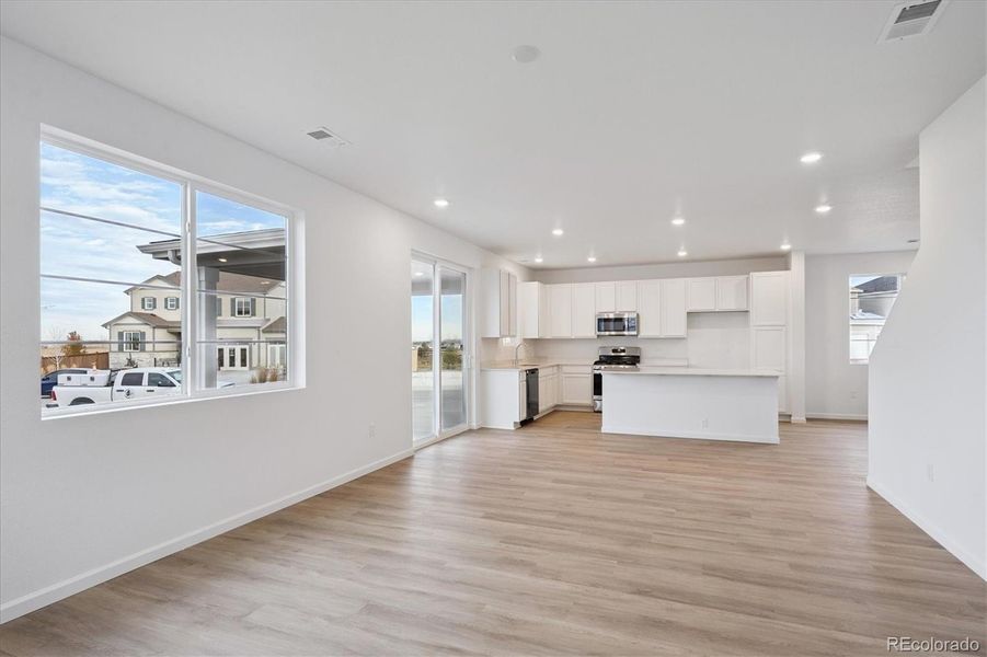 Spacious, unfurnished interior of a new home in Fossil Creek, Windsor (Image 12).