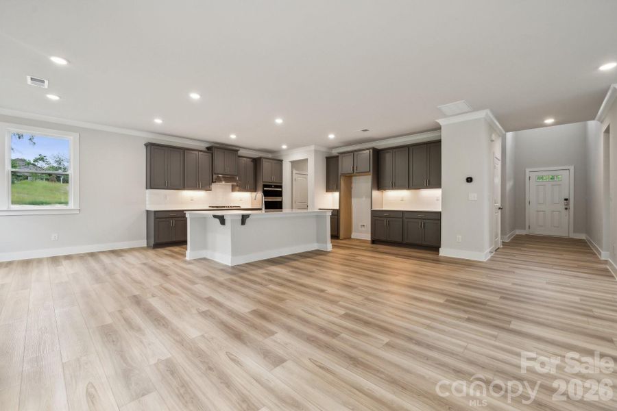 Spacious, unfurnished interior of a new home in Cannon Manor, Kannapolis (Image 25).