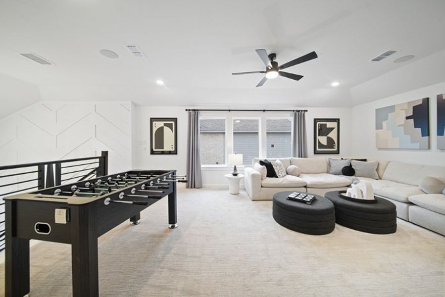 Furnished interior view inside a new home in Meridiana 40', 65', Iowa Colony (Image 32).