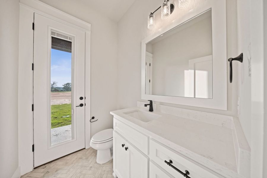 Furnished interior view inside a new home in Prairie Winds Estates, Poolville (Image 32). Furnished interior view inside a new home in Prairie Winds Estates, Poolville (Image 32).