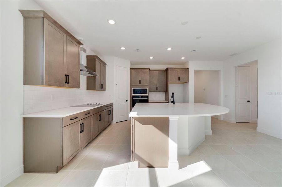 Furnished interior view inside a new home in Vintner Reserve, Clermont (Image 7).