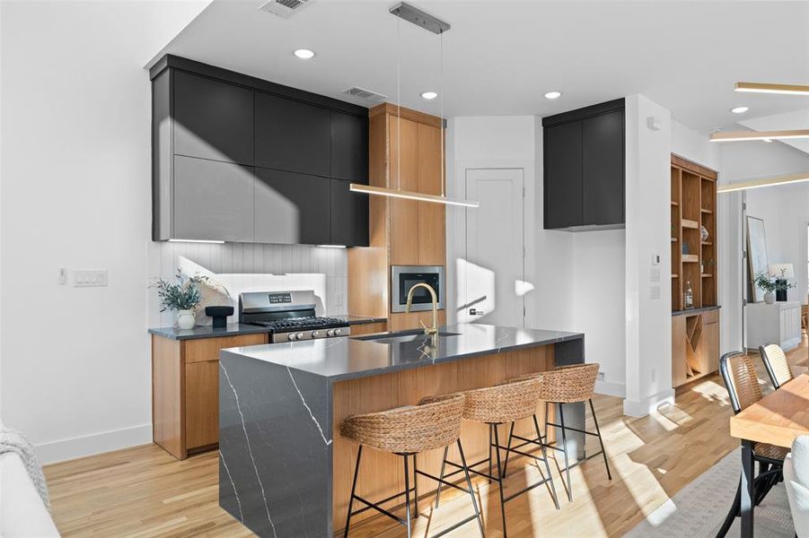 Furnished interior view inside a new home in , Dallas (Image 16).