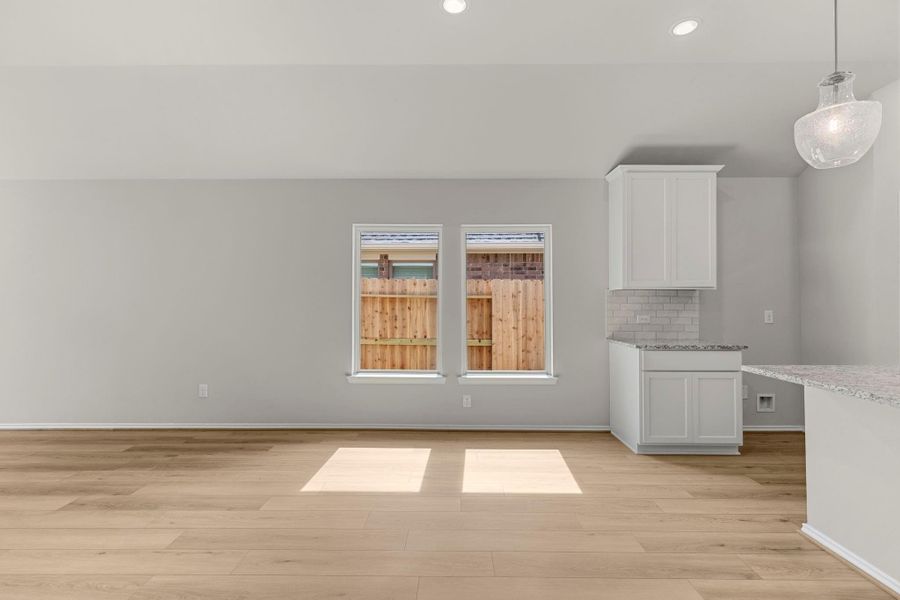 Spacious, unfurnished interior of a new home in Grand Central Park, Conroe (Image 17).
