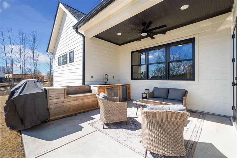 Furnished interior view inside a new home in , Dallas (Image 46).