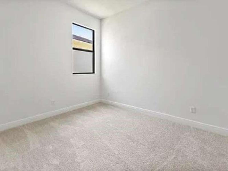 Spacious, unfurnished interior of a new home in , Port St. Lucie (Image 13).