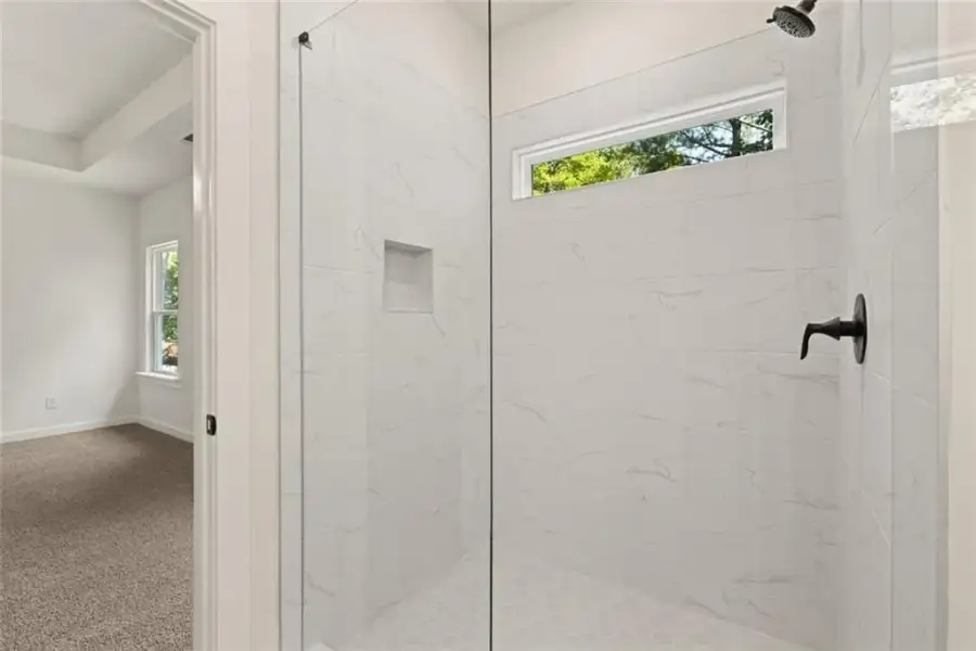 Spacious, unfurnished interior of a new home in , Flowery Branch (Image 44).