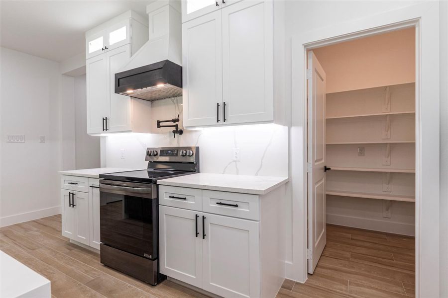 Furnished interior view inside a new home in , Dayton (Image 12).