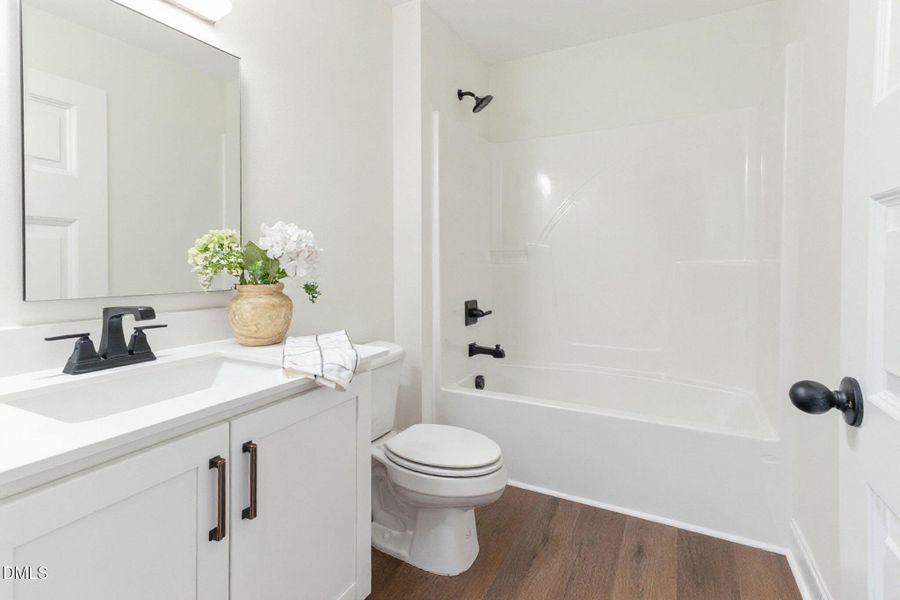 48-web-or-mls-IMG_4071RE 48-web-or-mls-IMG_4071RE