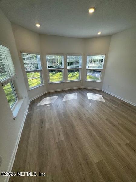 Spacious, unfurnished interior of a new home in , St. Augustine (Image 5).