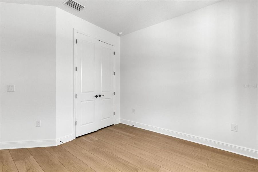 Spacious, unfurnished interior of a new home in Creeks Edge at Twin Rivers, Parrish (Image 29).