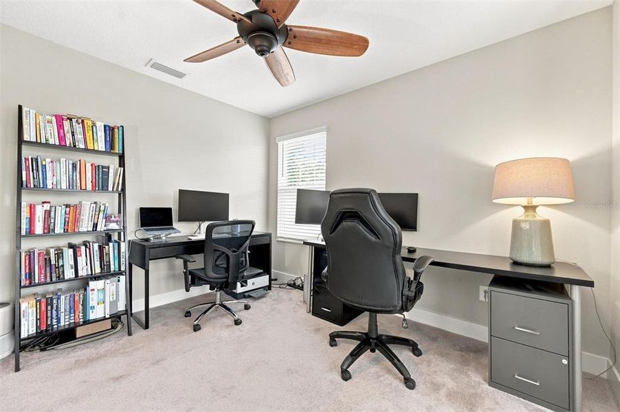 Furnished interior view inside a new home in , Tampa (Image 58). Furnished interior view inside a new home in , Tampa (Image 58).