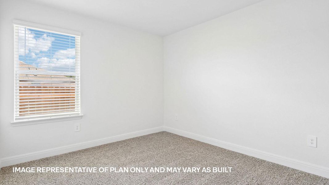 Representative unfurnished interior of a home built from the The Hudson by D.R. Horton in Riverview, Georgetown (Image 24).