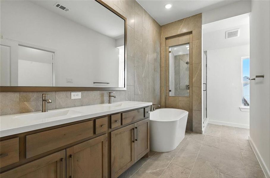 Furnished interior view inside a new home in Walsh: Townhomes - The Patios, Aledo (Image 8). Furnished interior view inside a new home in Walsh: Townhomes - The Patios, Aledo (Image 8).