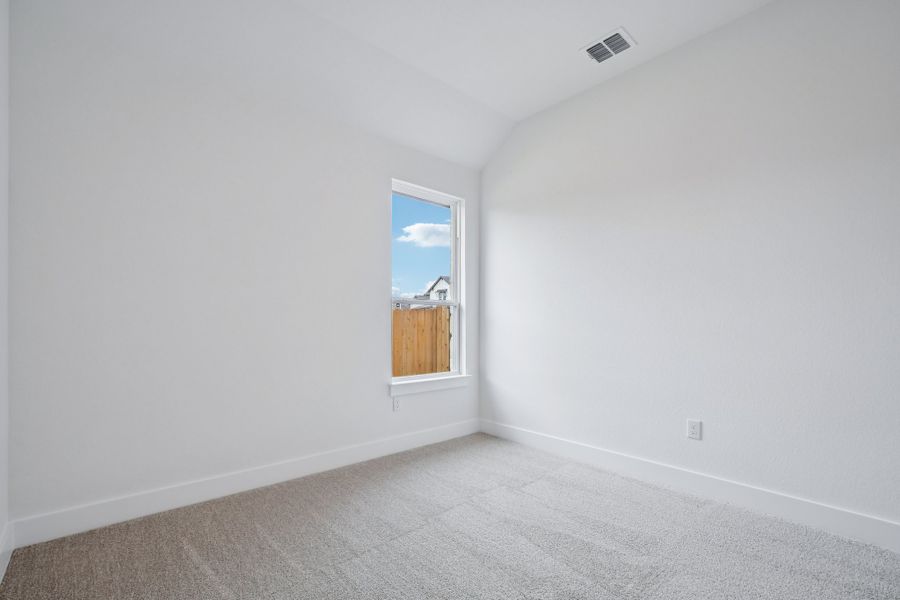 Spacious, unfurnished interior of a new home in Persimmon, Buda (Image 34). Spacious, unfurnished interior of a new home in Persimmon, Buda (Image 34).