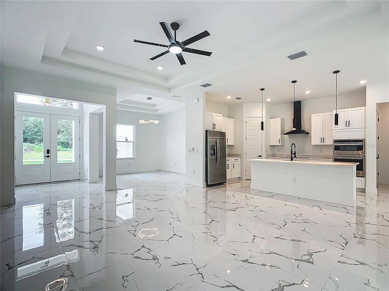 Spacious, unfurnished interior of a new home in , Plant City (Image 19). Spacious, unfurnished interior of a new home in , Plant City (Image 19).