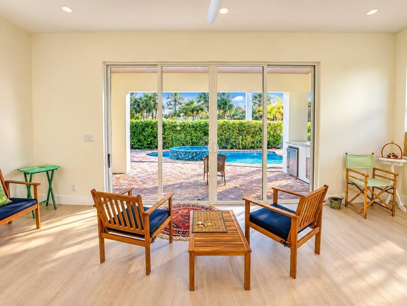 115-magic-way-dining-room-ai 115-magic-way-dining-room-ai