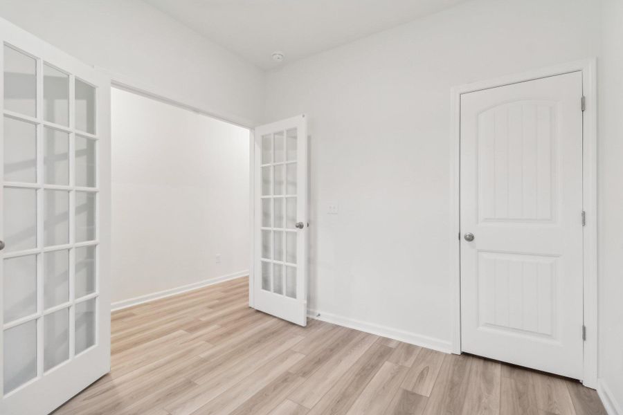 Needle Palm Rd NW-008