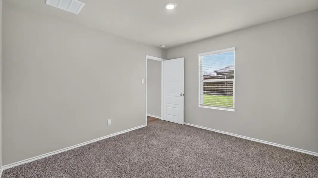 Representative unfurnished interior of a home built from the Anderson by D.R. Horton in Somerset, Hillsboro (Image 21).
